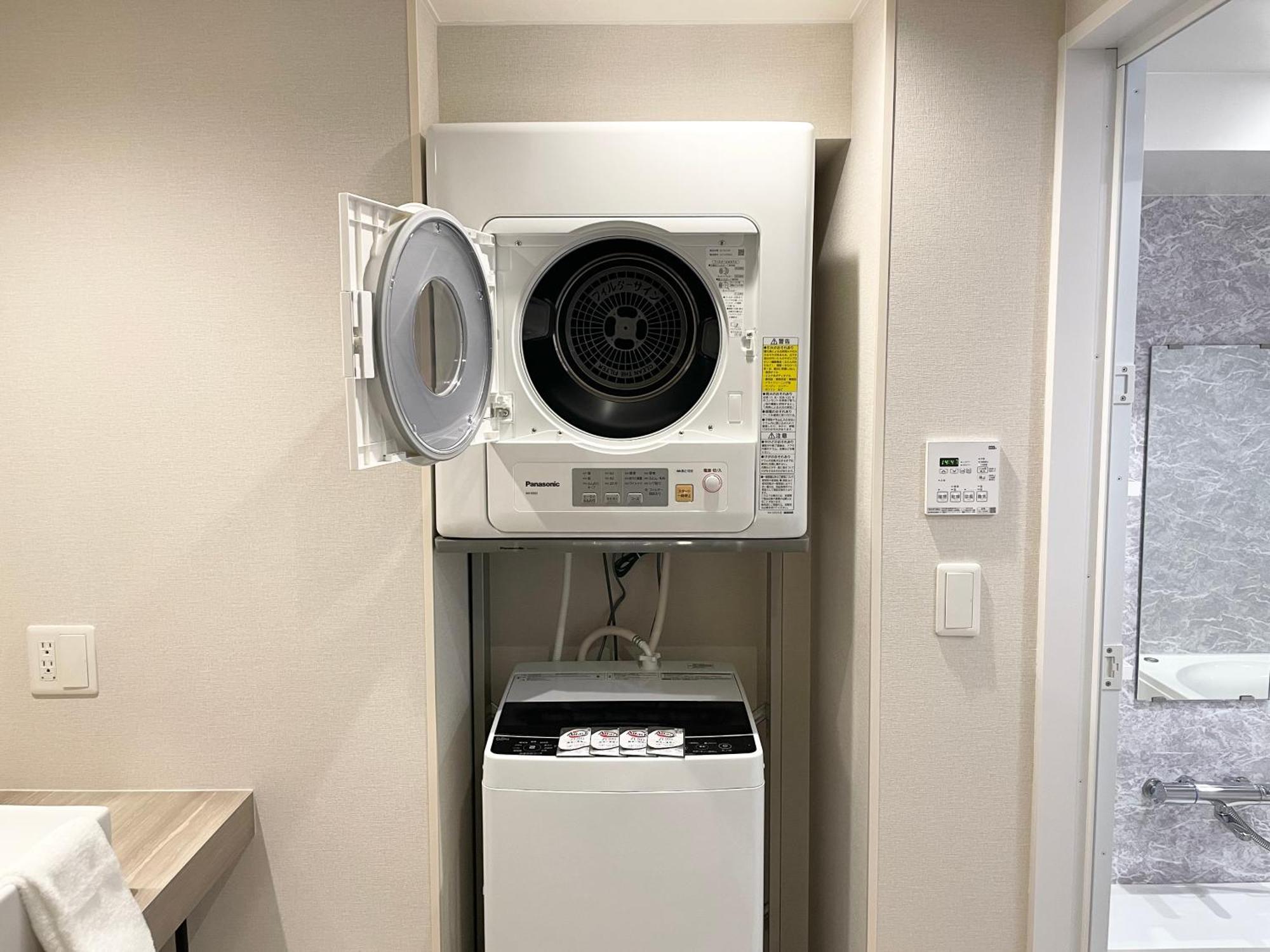 Comforts81 Shinsaibashi Osaka Værelse billede